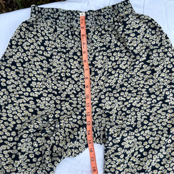 SOLD Vintage 90s Style Neiman Marcus Floral Wide Leg Silk Pants Boho Flowy Daisy - Picture 6 of 8